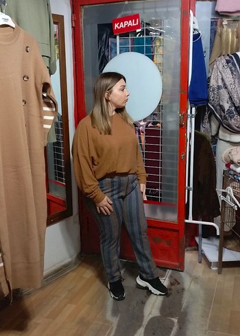 Kadın Gri Kahverengi Bol Kesim Midi Pantolon - Görsel 2