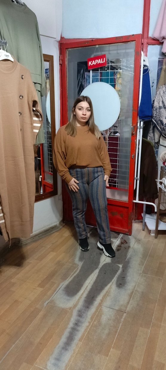 Kadın Gri Kahverengi Bol Kesim Midi Pantolon - Görsel 3