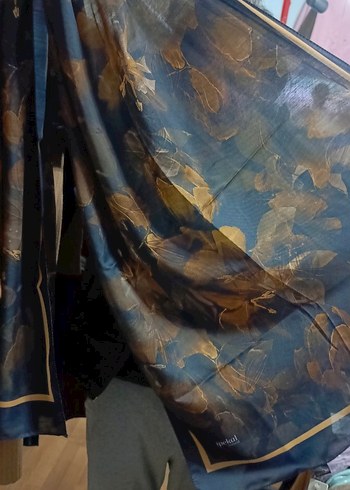 Kadın siyah İpek Görünümlü Bohem Şal - Görsel 2