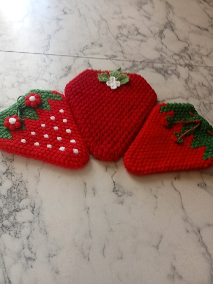 Nakışlı Kırmızı Renkli çilek lif - Görsel 4