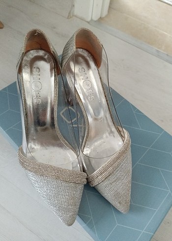 Tokalı Beyaz Yılan Desenli Kadın Topuklu Ayakkabı - Görsel 4