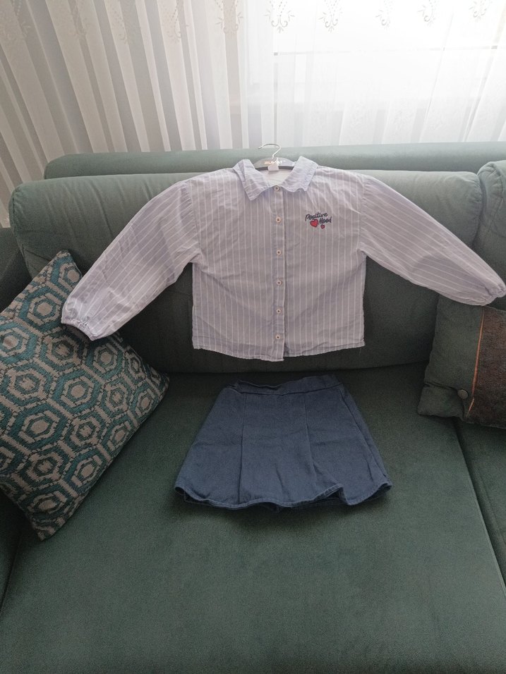 Kız Çocuk Gri Düğmeli Uzun Kollu Bluz - Görsel 4