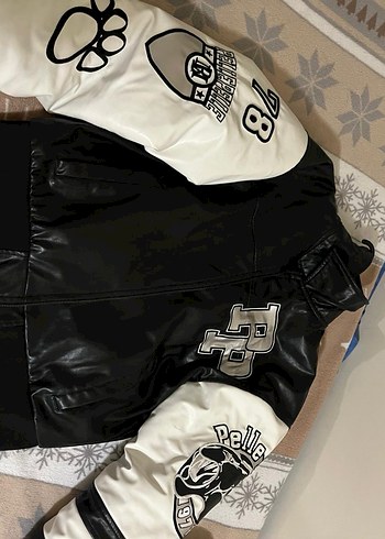 Siyah Havalı Ceket - Görsel 3