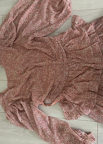 Pembe elbise - Görsel 2