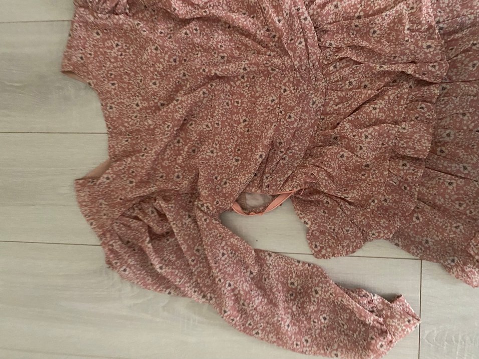 Pembe elbise - Görsel 4