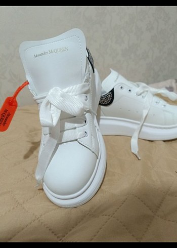Alexander McQueen Beyaz Bağcıklı Spor Ayakkabı - Görsel 3