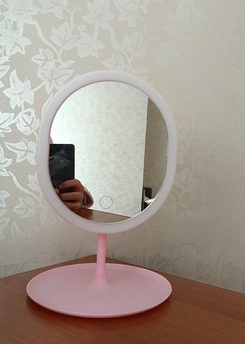 Pastel Pembe Masaüstü Makyaj Aynası - Görsel 2