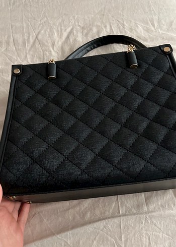 Siyah Deri Kapitone Kadın Çanta - Görsel 4