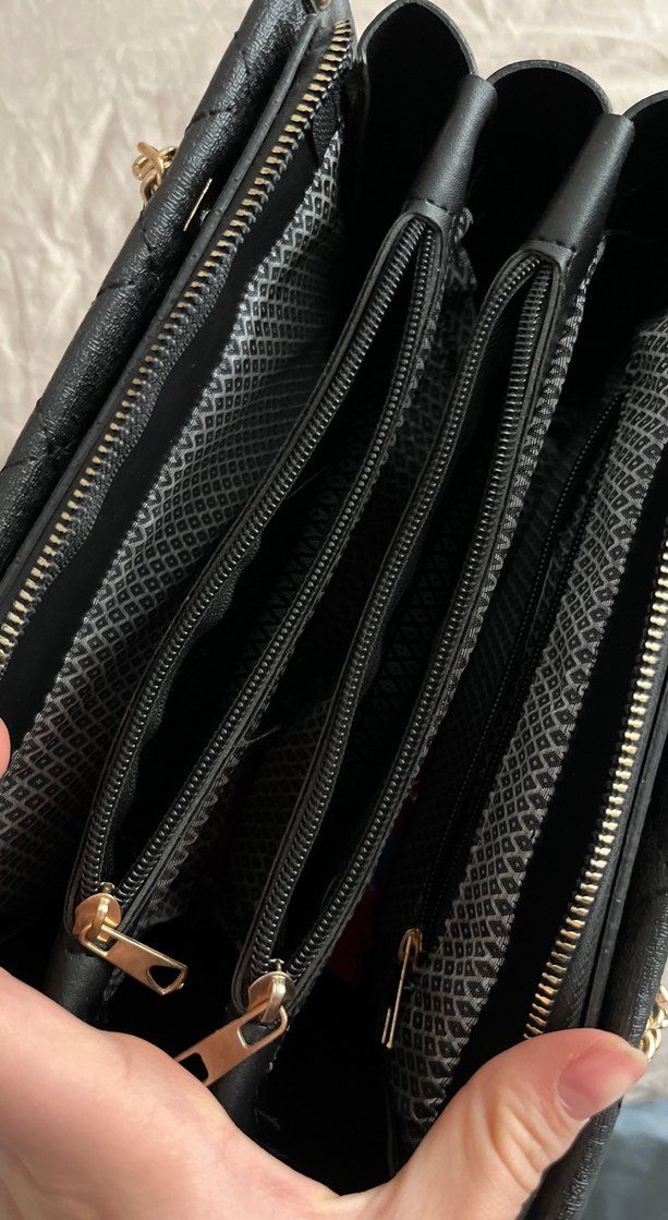 Siyah Deri Kapitone Kadın Çanta - Görsel 5