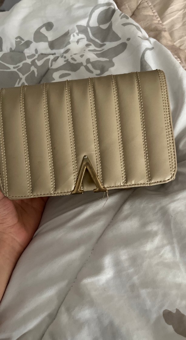 Zincir Detaylı Bej Deri Kadın Çanta - Görsel 2