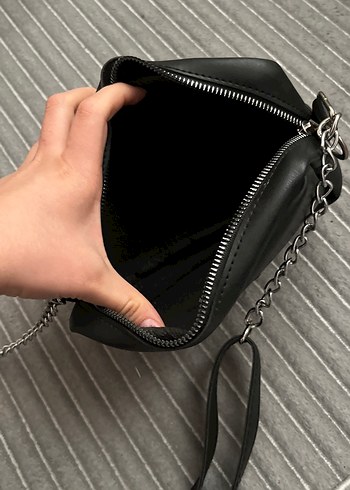 Siyah Deri Kadın Çapraz Çanta - Görsel 5