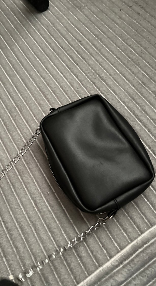 Siyah Deri Kadın Çapraz Çanta - Görsel 4