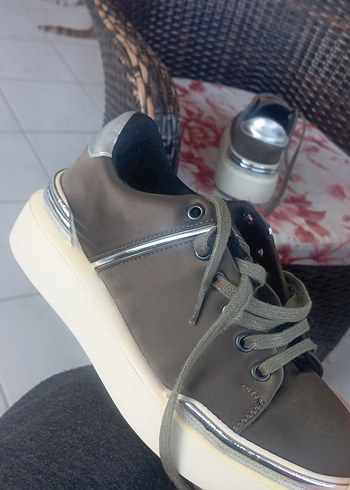 Elle kadın ayakkabı - Görsel 4