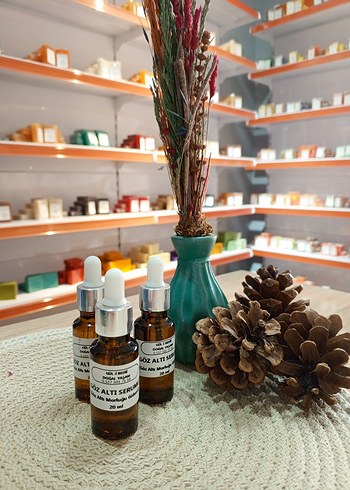 Kadınlar İçin Yaşlanma Karşıtı Serum 20 ml - Görsel 2