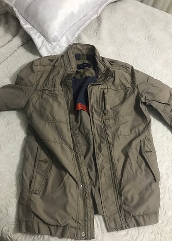LC Waikiki m