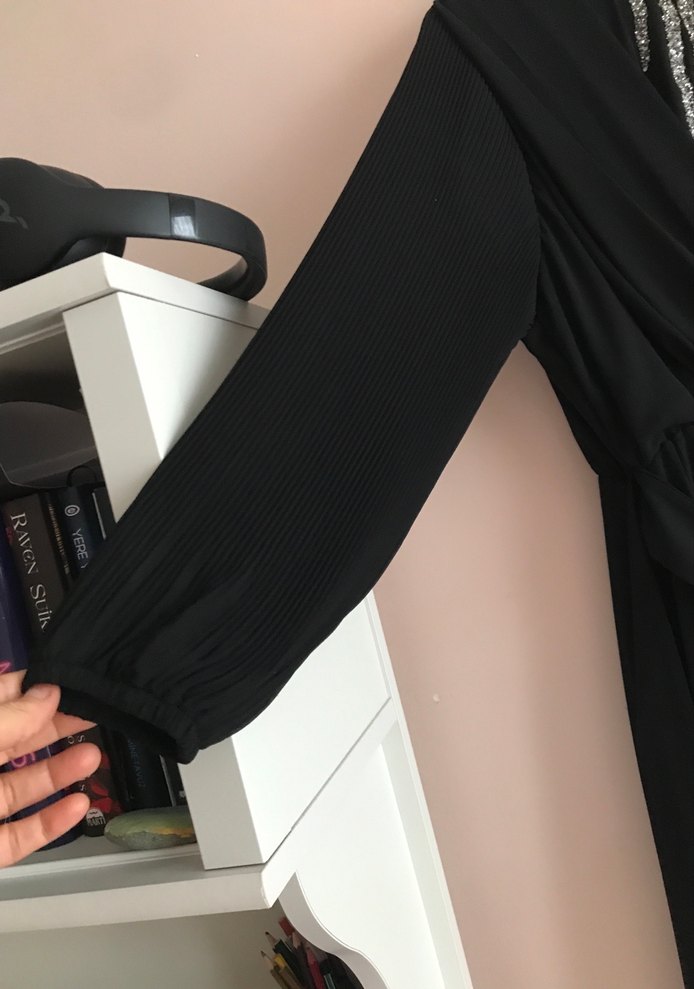 Uzun Siyah Gotik Kadın Abiye Elbise - Görsel 4