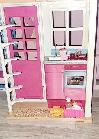 barbie evi ve eşyaları - Görsel 4