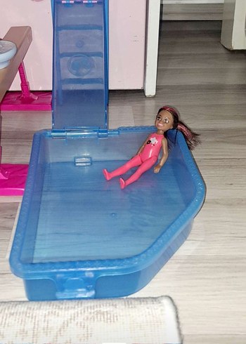 barbie evi ve eşyaları - Görsel 2
