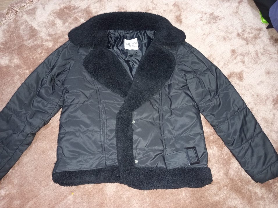 Siyah Kürklü Kadın Kışlık Mont - Görsel 2