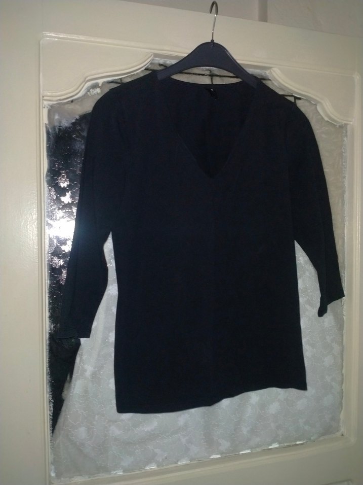 Kadın Siyah V Yaka Uzun Kollu Gömlek - Görsel 2