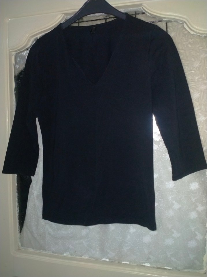 Kadın Siyah V Yaka Uzun Kollu Gömlek - Görsel 3