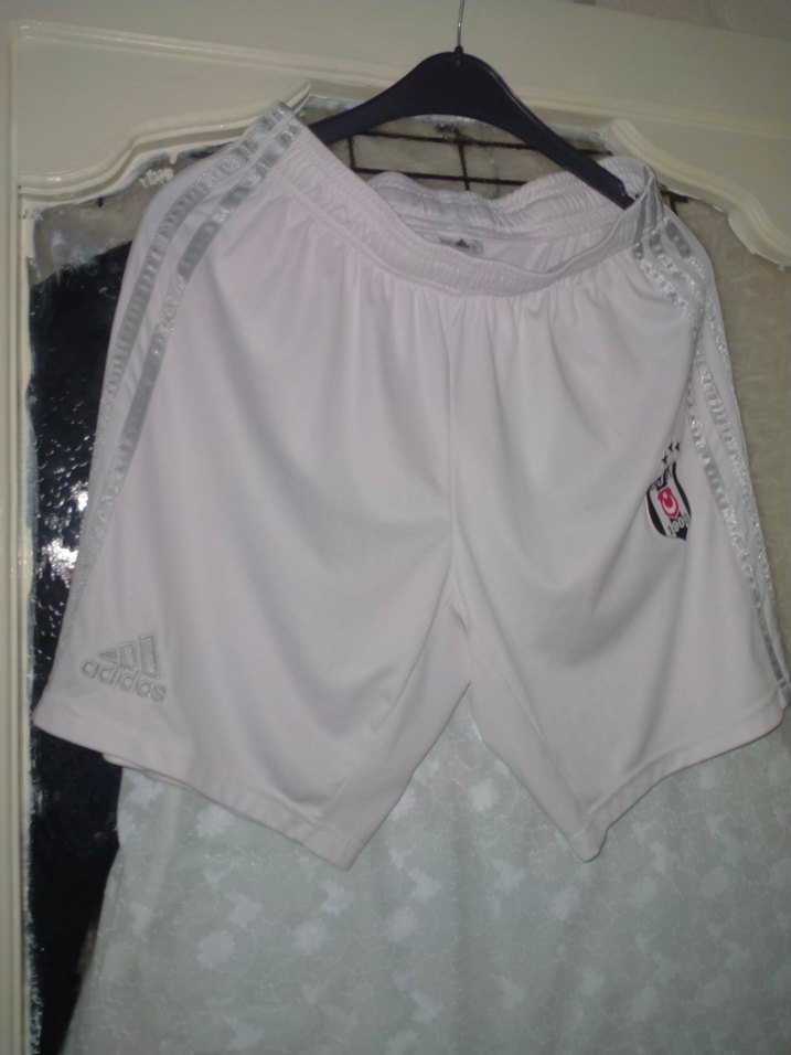 beşiktaş şortu hiç giyilmedi - Görsel 2