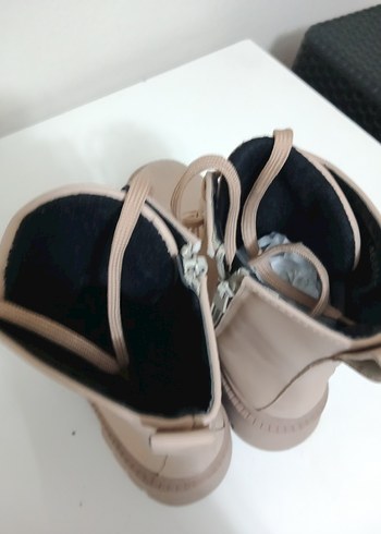 Bej Platform Topuklu Bağcıklı Deri Kadın Bot - Görsel 3