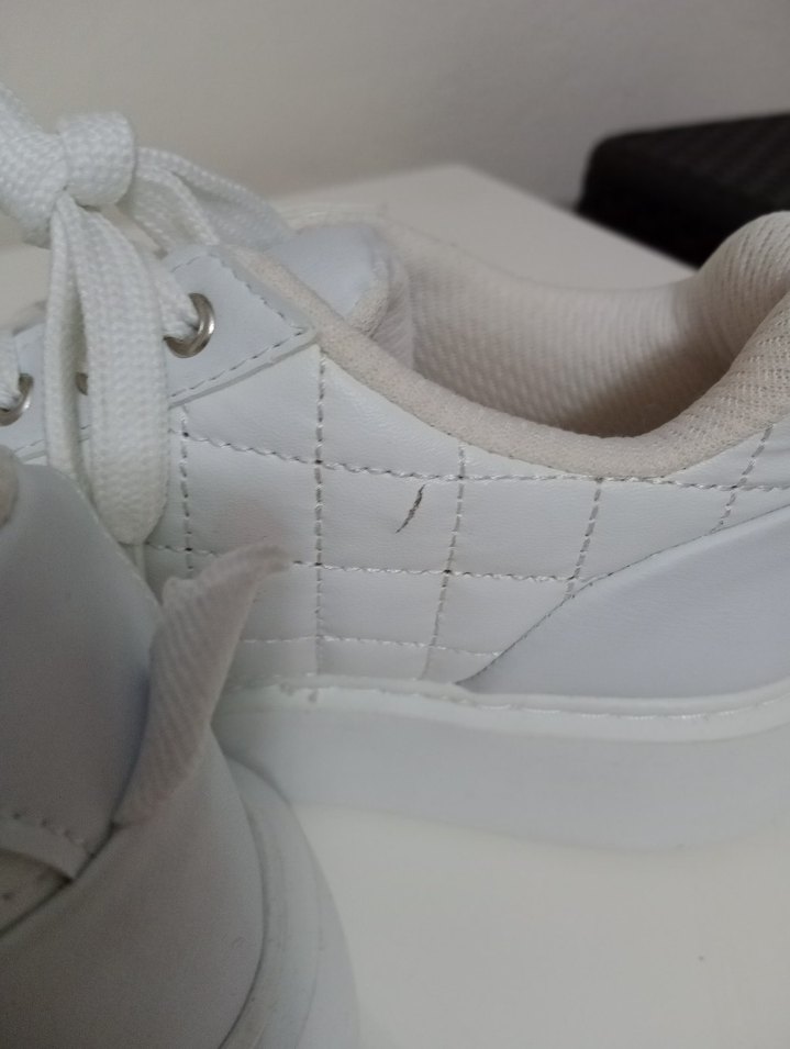 Beyaz Kadın Günlük Spor Ayakkabı - Görsel 4