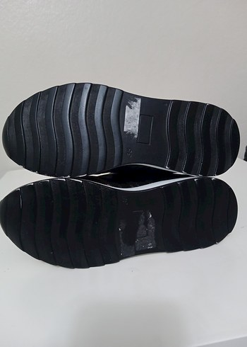 Siyah Dolgu Topuklu Spor Ayakkabı - Görsel 4