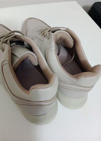 Bağcıklı Kadın Spor Ayakkabı - Görsel 3