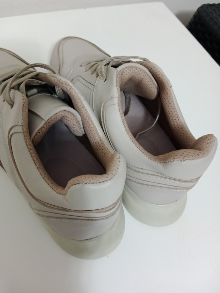 Bağcıklı Kadın Spor Ayakkabı - Görsel 3