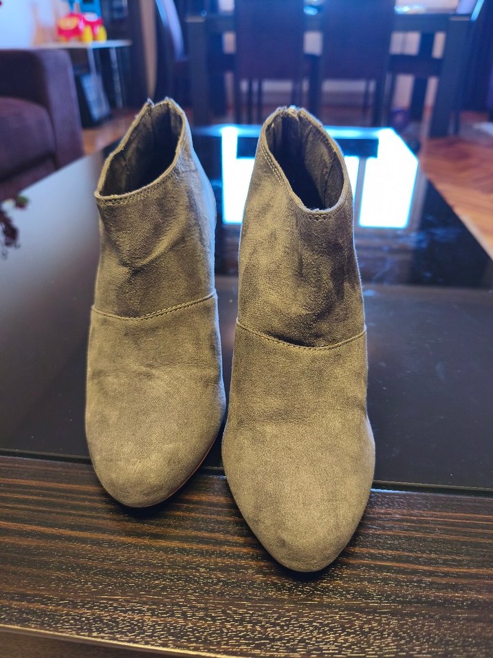 Bej Süet Dolgu Topuklu Kadın Bot - Görsel 2