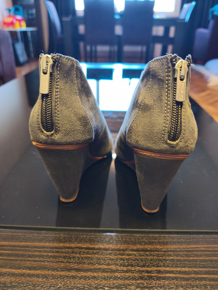 Bej Süet Dolgu Topuklu Kadın Bot - Görsel 5