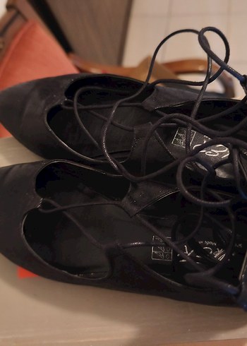 Siyah Bağcıklı Kadın Babet - Görsel 4