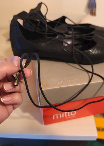 Siyah Bağcıklı Kadın Babet - Görsel 3