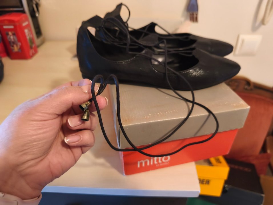 Siyah Bağcıklı Kadın Babet - Görsel 3