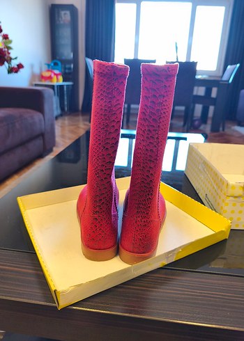 Kırmızı Yılan Desenli Kadın Yağmur Çizmesi - Görsel 3