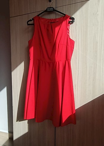 Kolsuz Kırmızı Mini Elbise - Görsel 2