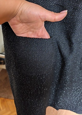 Düğmeli Siyah Midi Yün Kadın Elbise - Görsel 4