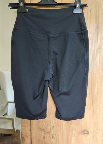 Siyah Midi Spor Şortu - Görsel 3