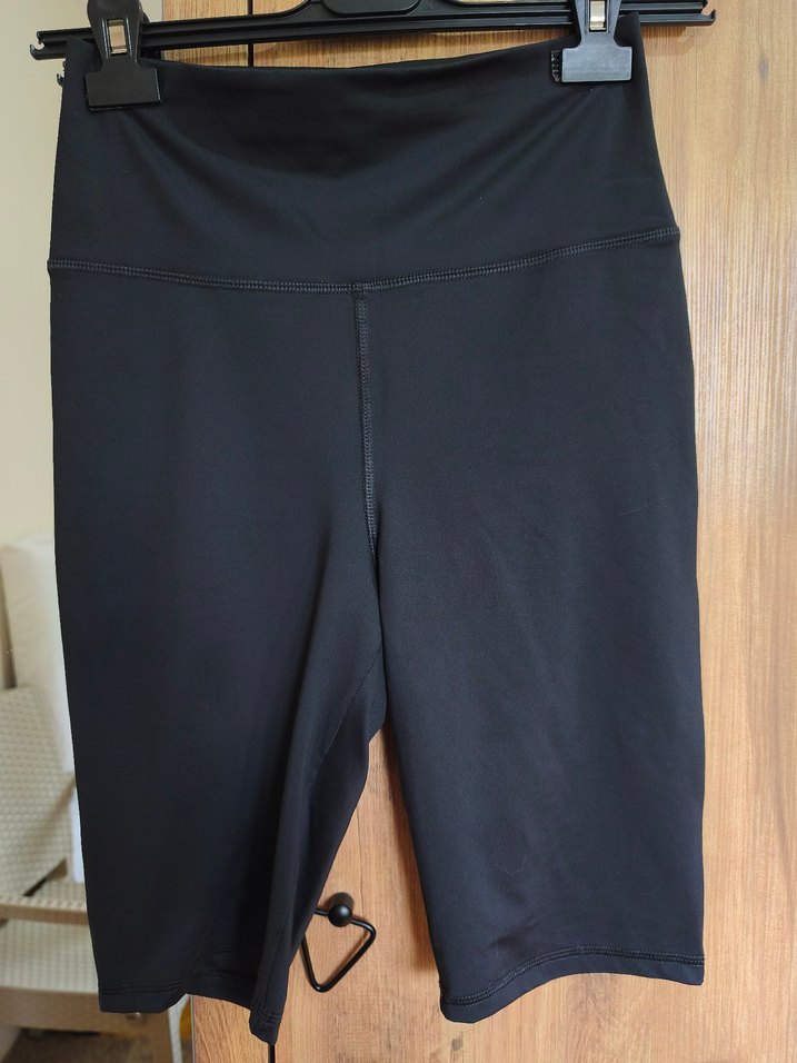 Siyah Midi Spor Şortu - Görsel 2