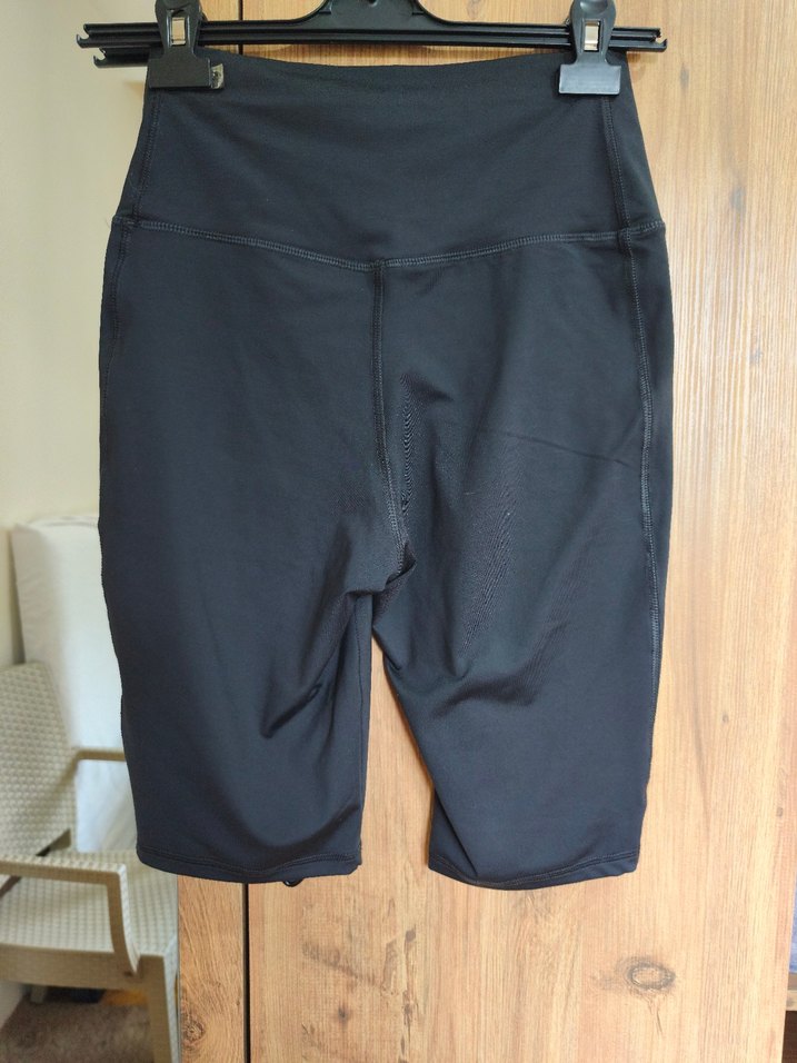 Siyah Midi Spor Şortu - Görsel 3