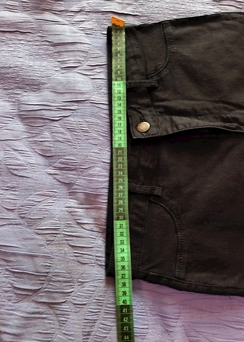 Kadın Siyah Midi Denim Şort - Görsel 5