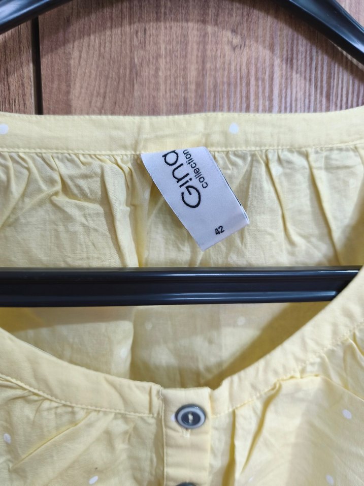 Sarı Düğmeli Bluz - Görsel 3