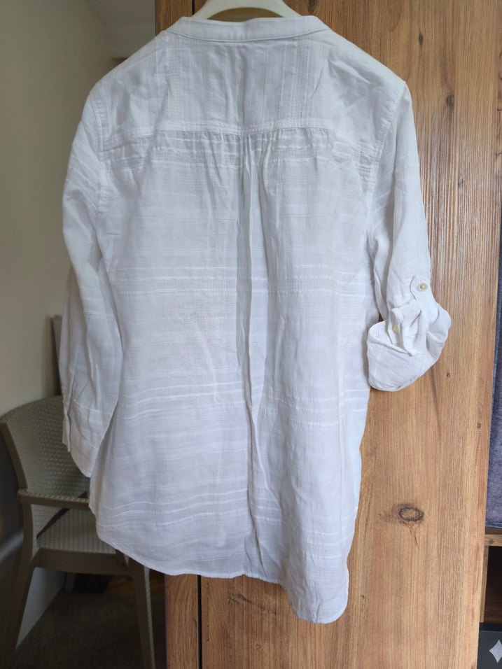 Düğmeli Beyaz Keten Kadın Gömlek - Görsel 2