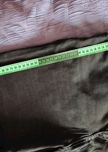 Siyah Bel Bantlı Bol Kesim Denim Şort - Görsel 4