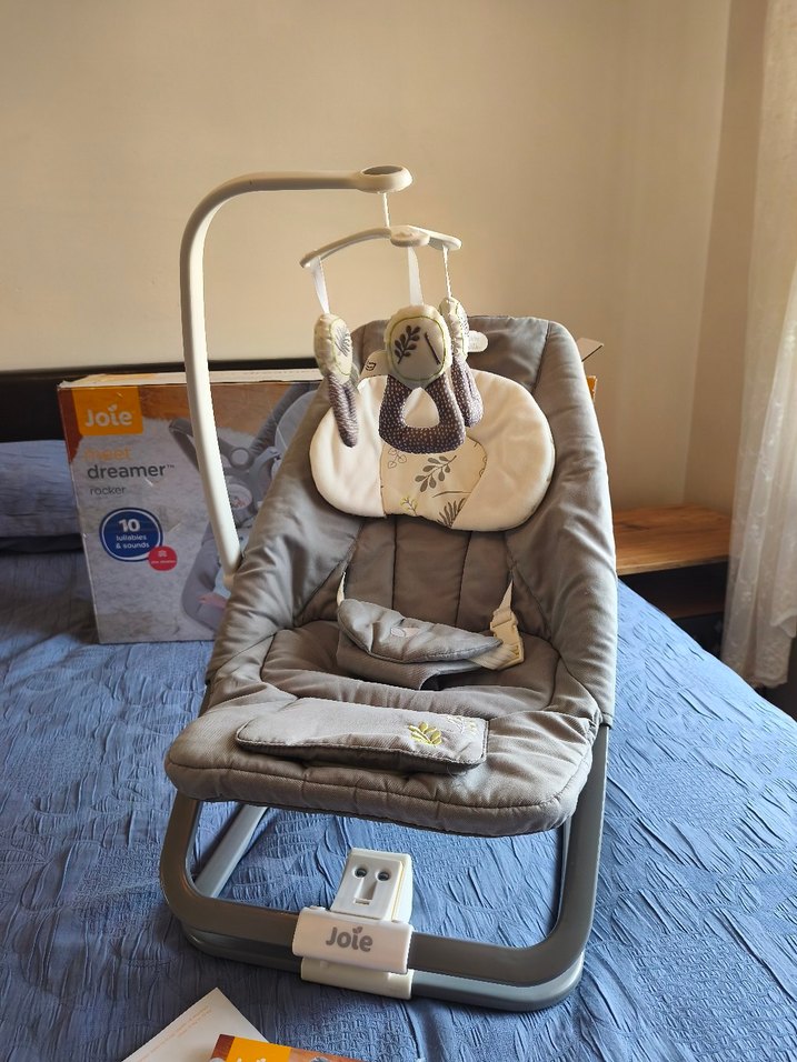 Joie Dreamer Bebek Ana Kucağı Gri - Görsel 2