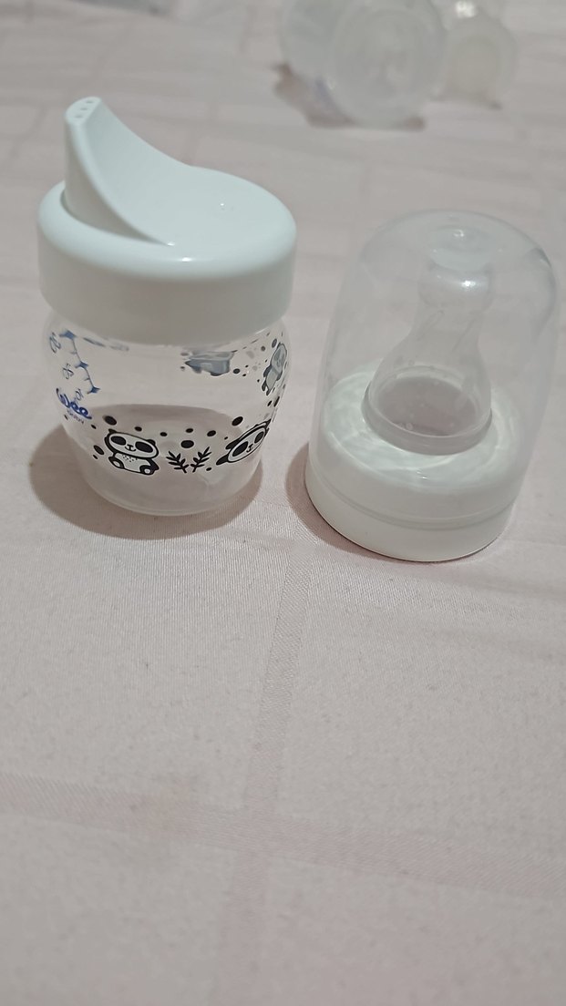 Beyaz Bebek Suluk Aparatlı Biberon - Görsel 2