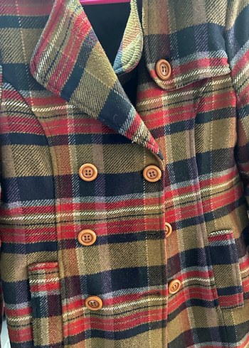 Düğmeli Çok Renkli Midi Kadın Kaban - Görsel 3