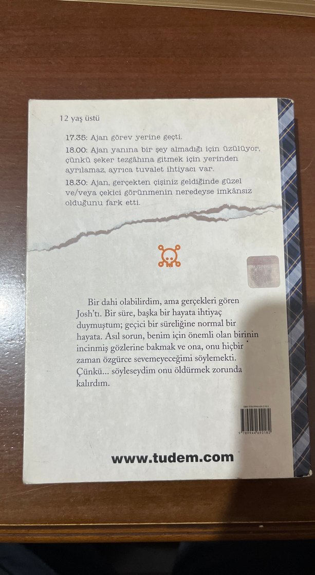 Seni Sevdiğimi Söyleseydim Öldürmek Zorunda Kalırdım - Görsel 2